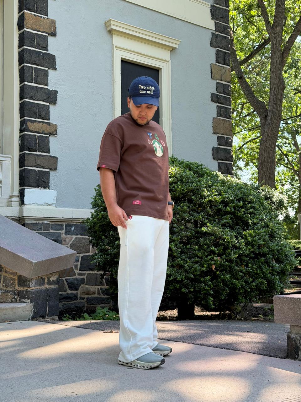 WHITE PANTS